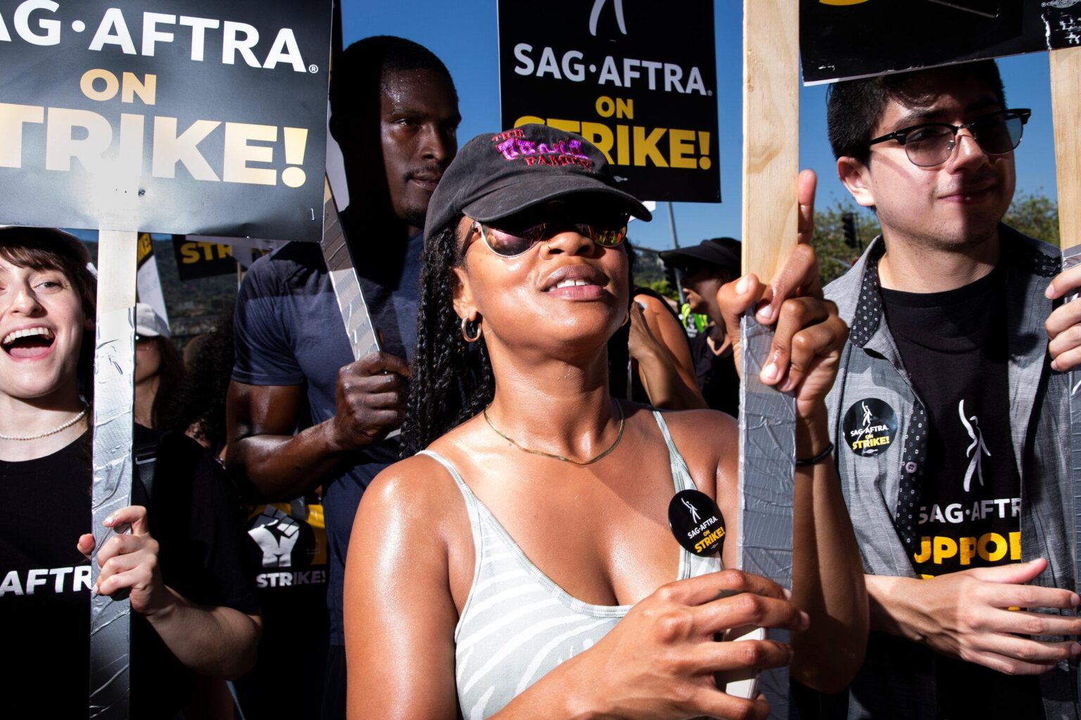 Hollywood Has Not Recovered Jobs Lost During Strikes, Report Says – The New York Times