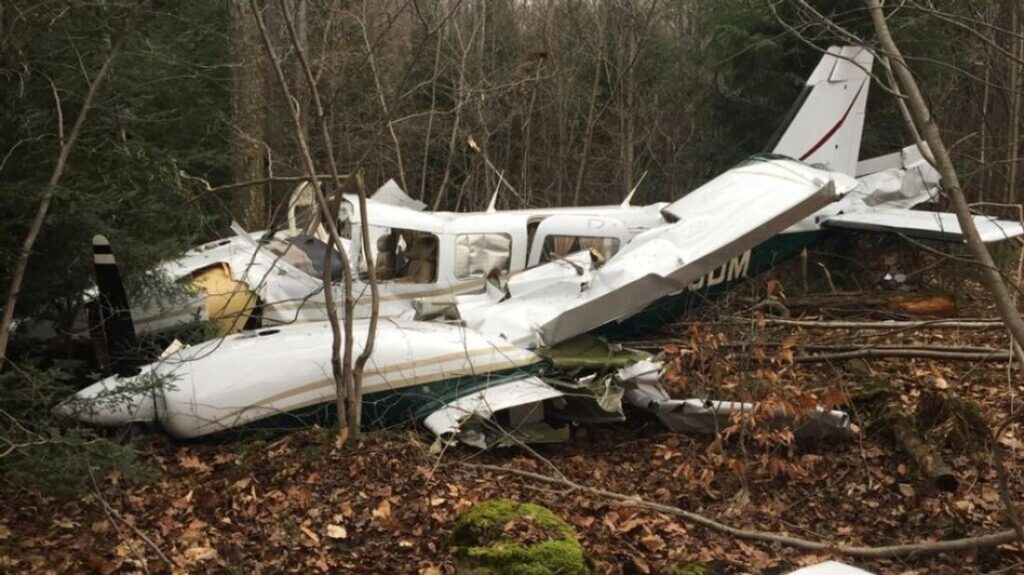 No survivors reported after plane with 6 aboard crashes in New York – NBC News