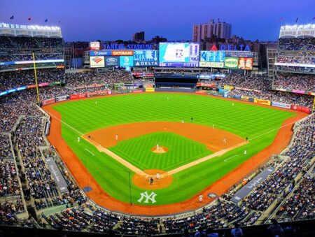Yankees blast 4 HRs to hand Mariners fourth straight loss at T-Mobile Park, 11-5 – Tacoma News Tribune