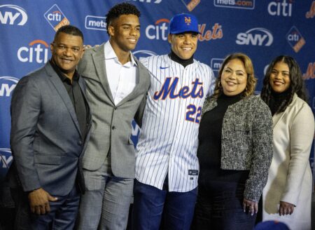 Report: Juan Soto’s Family Stopped Yankees Signing – Sports Illustrated