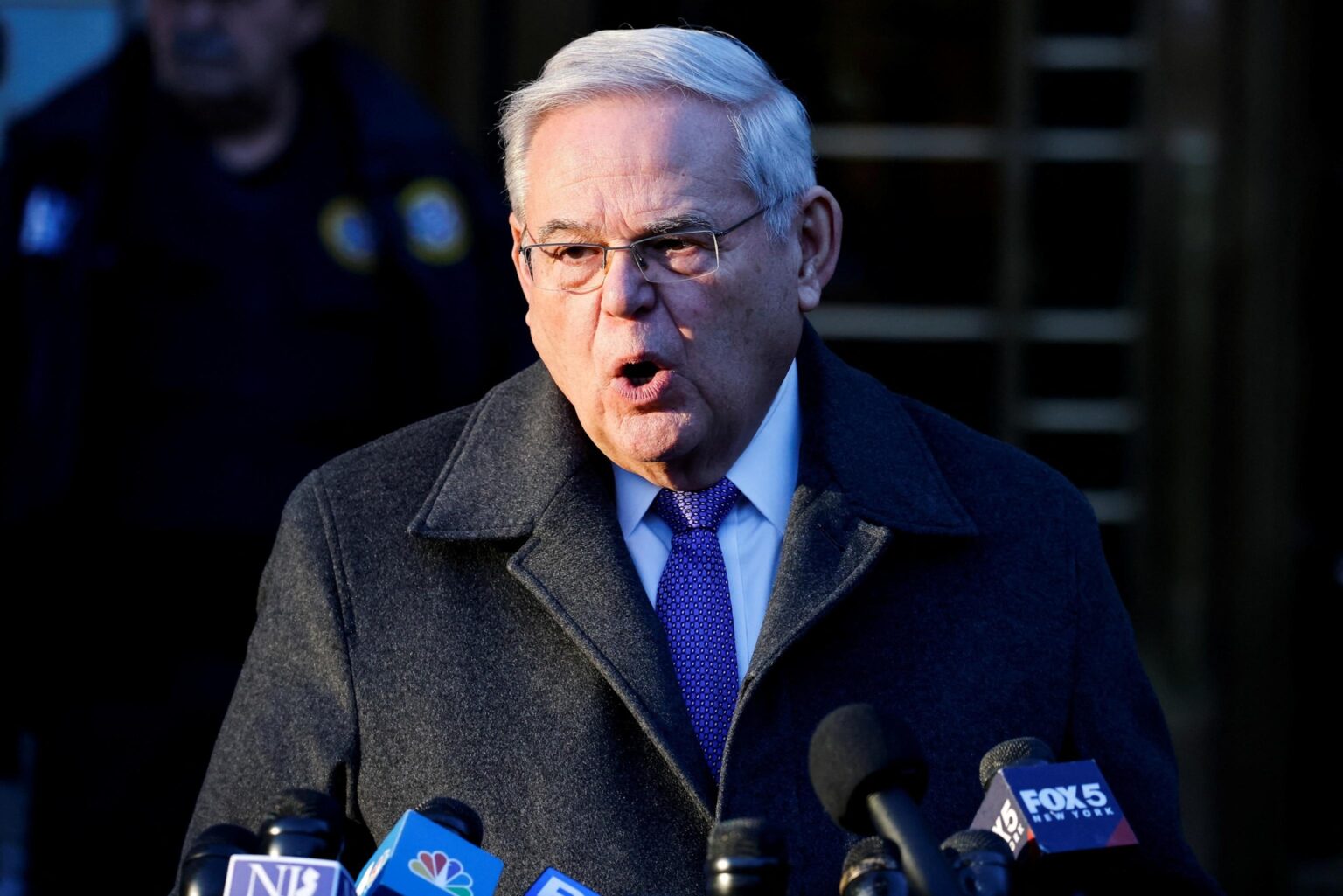 Former Sen. Bob Menendez to begin serving 11-year sentence for accepting bribes of gold and cash – PBS