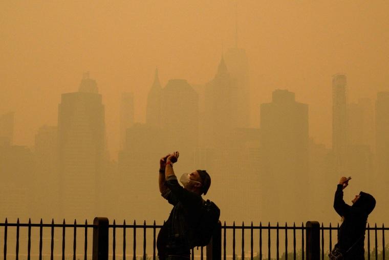 New York hit by Canada wildfire smoke, advisory issued over outdoor activities – The Economic Times
