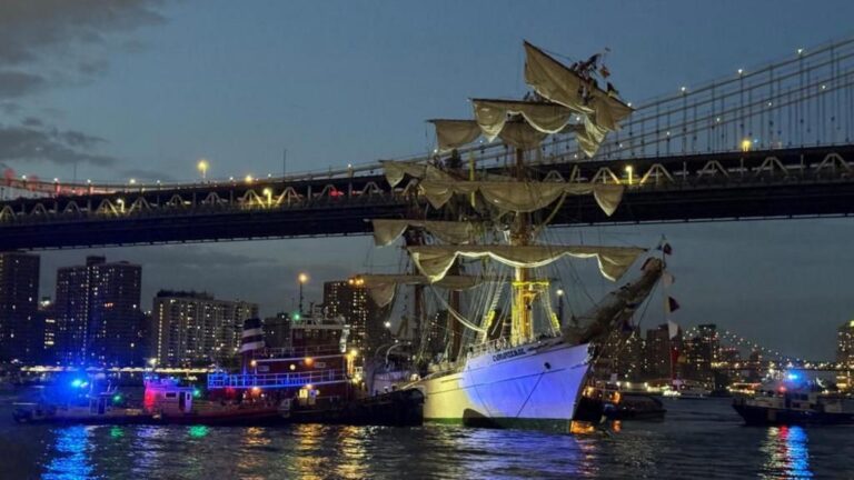 Video shows ship crashing into Brooklyn Bridge – BBC