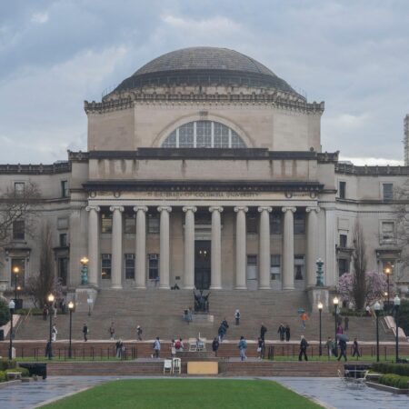 Columbia University fails to meet accreditation standards, Education Department alleges – CNBC