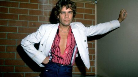 David Johansen, New York Dolls frontman with alter ego Buster Poindexter, dies at 75 – USA Today