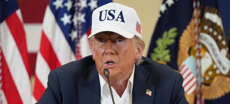 Trump threatens to take away Rosie O’Donnell’s U.S. citizenship – NBC News