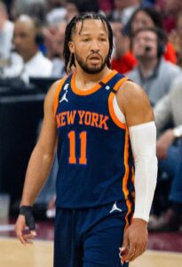 Hail to the King: Knicks’ Jalen Brunson Earns Royal Honor From GQ – Sports Illustrated