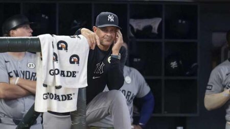 New York Yankees Make Disappointing History Against Twins – Sports Illustrated