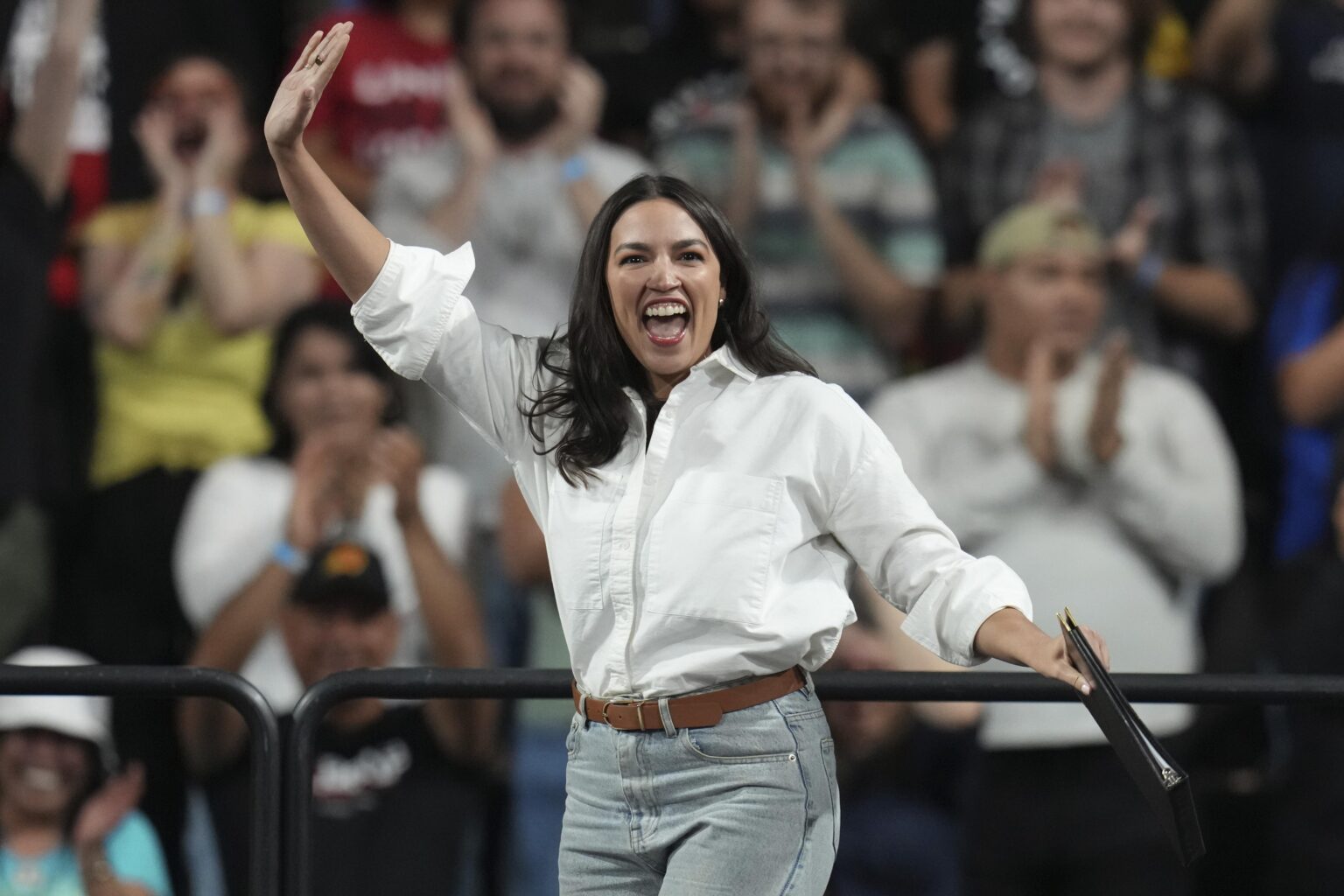 Can an AOC-backed socialist upset Andrew Cuomo in the New York City mayor’s race? – USA Today