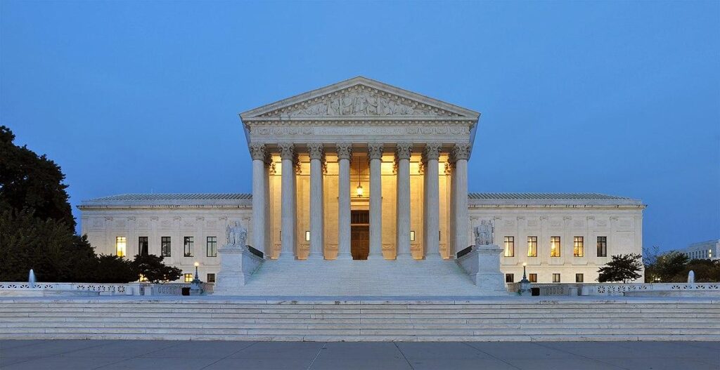 Supreme Court Lets Trump Suspend Grants to Teachers – The New York Times