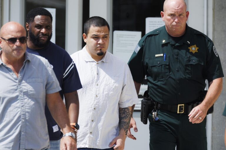 U.S. Will Try to Deport Abrego Garcia Before He Faces Trial, Justice Dept. Says – The New York Times