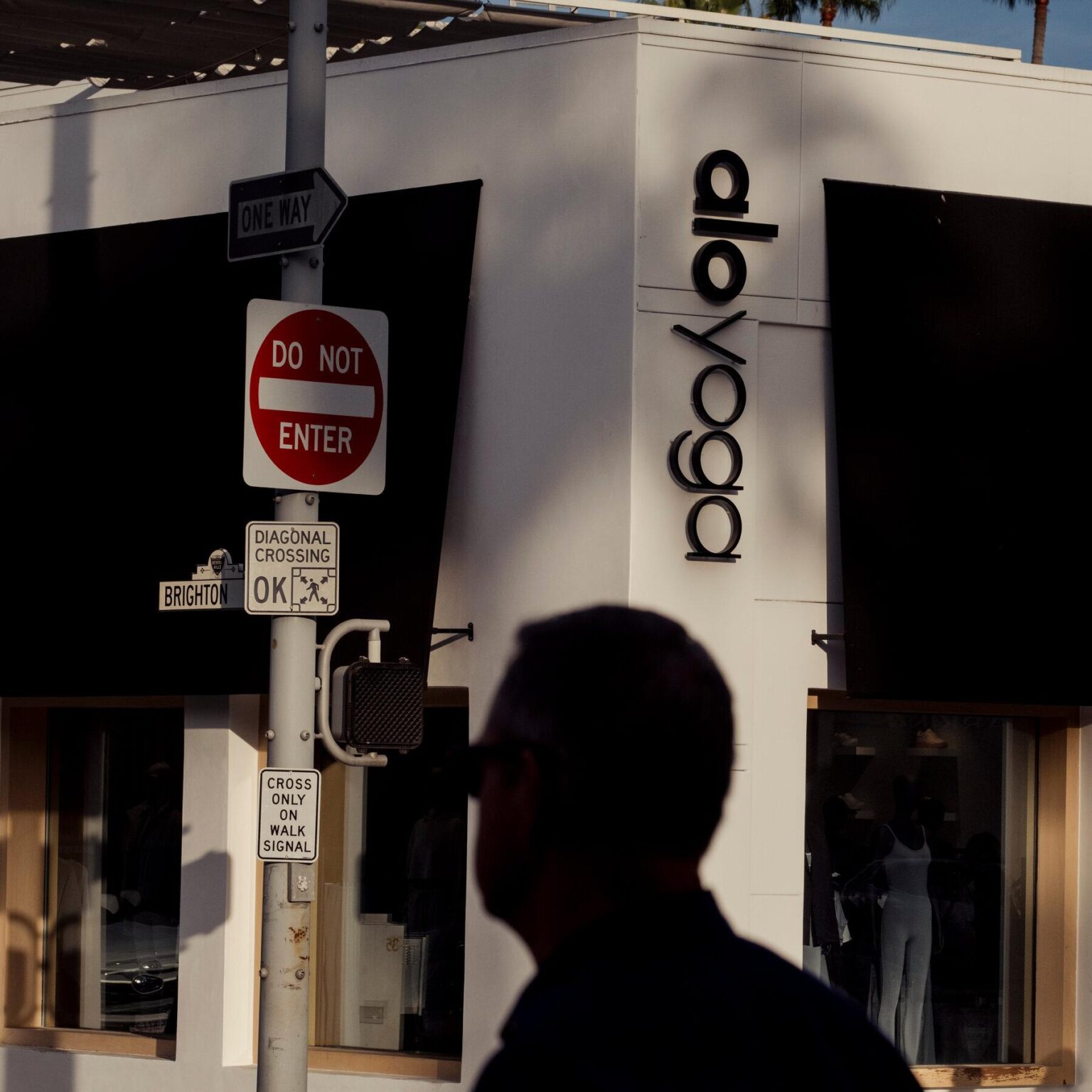 The Hidden Truth Linking the Broken Border to Your Online Shopping Cart – The New York Times