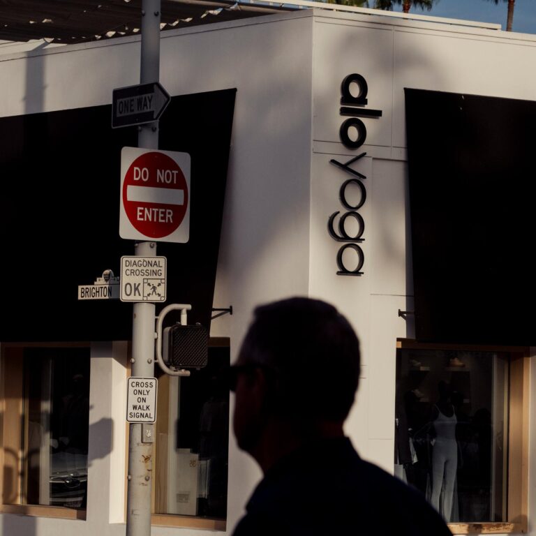 The Hidden Truth Linking the Broken Border to Your Online Shopping Cart – The New York Times