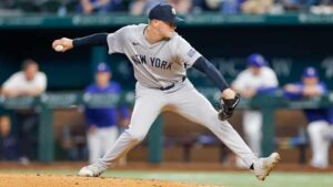 New York Yankees Predicted to Cut Ties with Veteran Reliever – Sports Illustrated