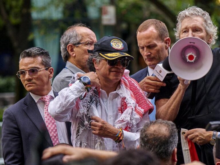 US Revokes Colombian President Gustavo Petro’s Visa After Controversial New York Incident US revokes visa for Colombian president Gustavo Petro after ‘reckless’ actions in New York – The Guardian