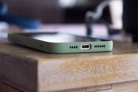 Why ‘vertical shorts’ for mobile phones are taking off in the entertainment industry – PBS