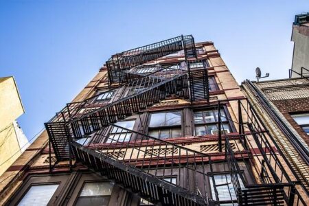 Destiny USA Takes Legal Action Against Entertainment Tenant for Overstaying Lease Destiny USA sues entertainment tenant for staying after lease expires – Syracuse.com