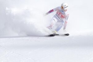 Breezy Johnson wins gold in women’s downhill, first U.S. medal of Olympics – The New York Times