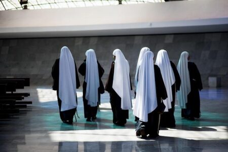 Why Catholic Nuns Are Boldly Standing Up for Transgender Care and Religious Freedom Why Catholic nuns are suing over transgender care and religious freedom – USA Today