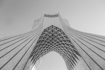 Tehran Dismisses U.S. Cease-Fire Conditions as Israel Steps Up Attacks – The New York Times