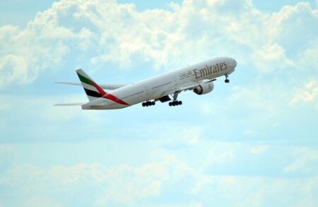 Airlines resume some Middle East flights but disruption continues – Reuters