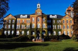Hampshire College was ‘a magical place’ for a progressive education. It couldn’t survive this era – The Guardian