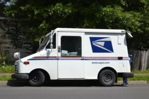US Postal Service reports $2.5 billion quarterly loss – Reuters